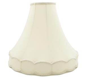 Scallop Bottom 14 Inch Gallery Lamp Shade (Eggshell)